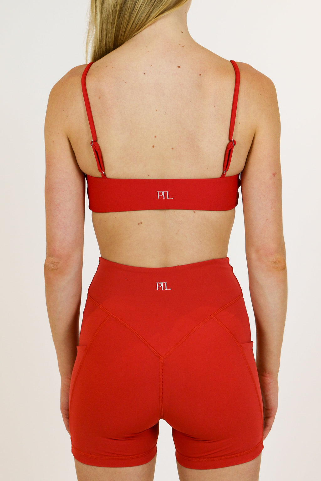 Twist Crop